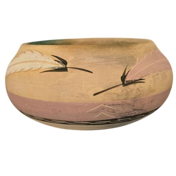 Vintage Pottery SW Bowl Navajo Signed LIttle Violet Feathers Pink Black White - Picture 3 of 8